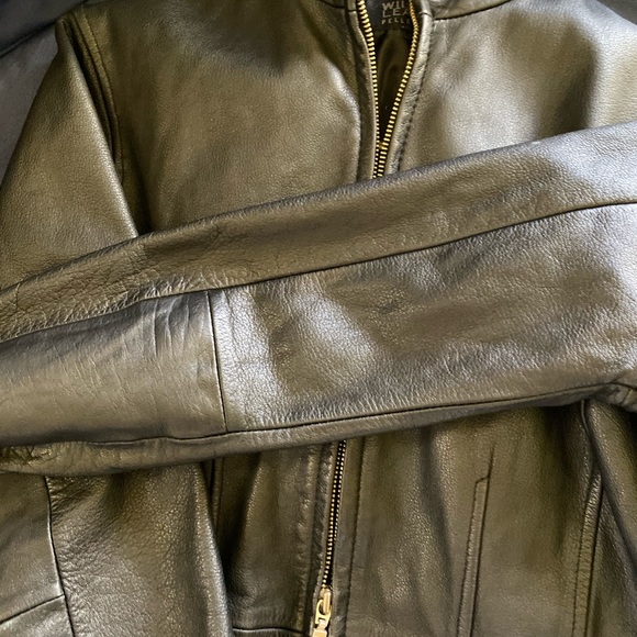 LEATHER JACKET ! - Picture 4 of 6